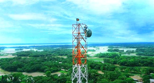 বন্যাকবলিত ১০ জেলায় ১২৩৫ মোবাইল টাওয়ার অকেজো : বিটিআরসিদ