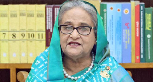 কূটনৈতিক পাসপোর্ট বাতিল হওয়ার পর ভারতে কিভাবে থাকবেন শেখ হাসিনা