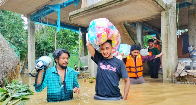 কুমিল্লায় গোমতীর বাঁধ নিয়ে শঙ্কায় নগরবাসী
