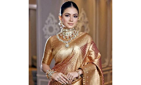 মন্দিরার এবারের অপেক্ষা ‘নীল চক্র’র