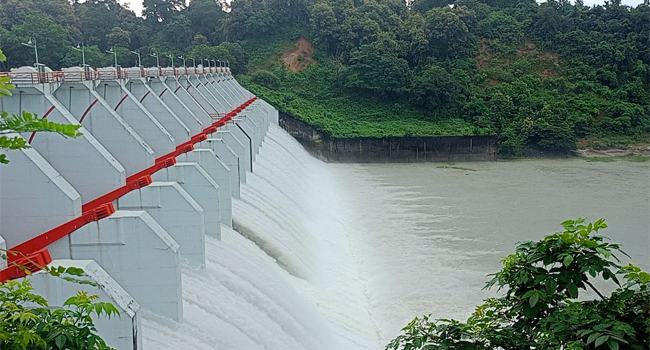 কাপ্তাই বাঁধের সব গেট আবারো খুলে দেয়া হয়েছে