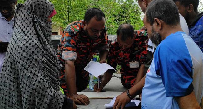 গাজী টায়ার ফ্যাক্টরিতে আগুনে মৃত্যুর তালিকার বিষয়টি সঠিক নয় : ফায়ার সার্ভিস