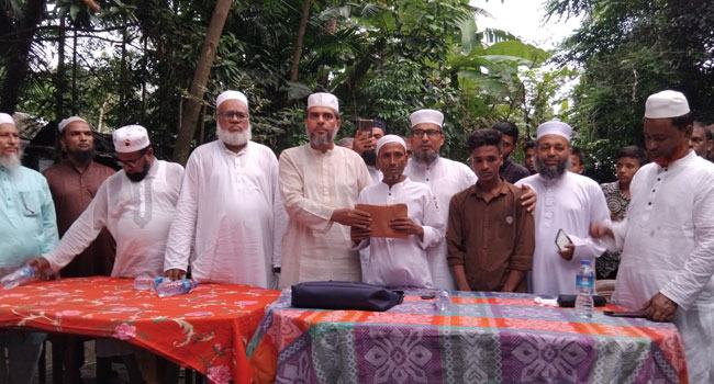 ঢাকায় পুলিশের গুলিতে নিহত শ্রমিক সোহাগের পরিবারে জামায়াতের আর্থিক অনুদান