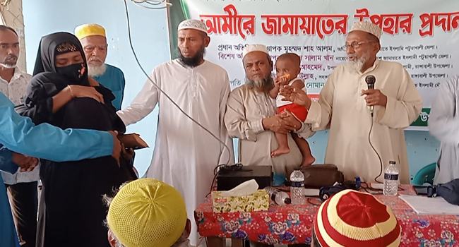 ছাত্র-জনতার আন্দোলনে নিহত জামালের পরিবারকে জামায়াত আমিরের উপহার