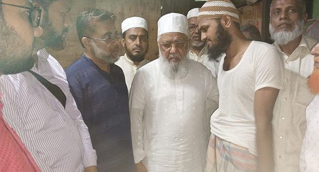 চট্টগ্রামে ছাত্র আন্দোলনে আহত মেহেদীর বাসায় জামায়াত নেতা শাহজাহান চৌধুরী