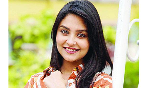 ফিরেই আলোচনায় নীহা