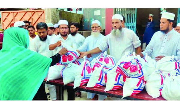 ফেনীতে ৫ লাখ মানুষকে খাবার দিয়েছে জামায়াত