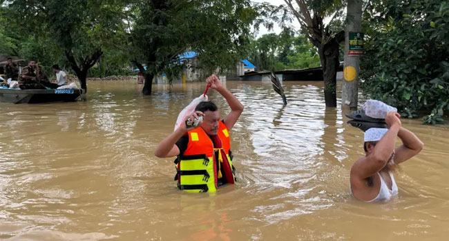 বন্যায় এখন পর্যন্ত ৬৭ জনের মৃত্যু : দুর্যোগ মন্ত্রণালয়