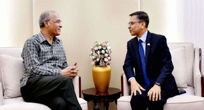 বাংলাদেশে ভারতীয় নাগরিকদের নিরাপত্তায় কোনো শঙ্কা নেই : স্বরাষ্ট্র উপদেষ্টা