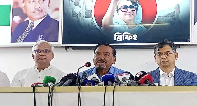 বিডিআর হত্যাকাণ্ডের পর শেখ হাসিনার কর্মকাণ্ড ছিল রহস্যজনক : মেজর হাফিজ