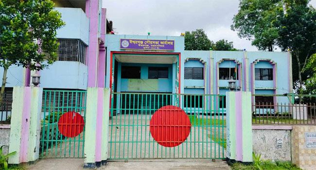 ঈশ্বরগঞ্জ পৌরসভার কাছে প্রায় ৭৪ লাখ টাকা বকেয়া বিদ্যুৎ বিল পায় পিডিবি