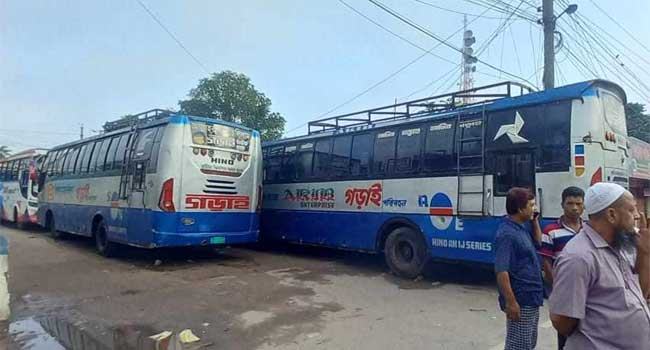 কুষ্টিয়ায় আন্তঃজেলা ও অভ্যন্তরীণ বাস চলাচল বন্ধ