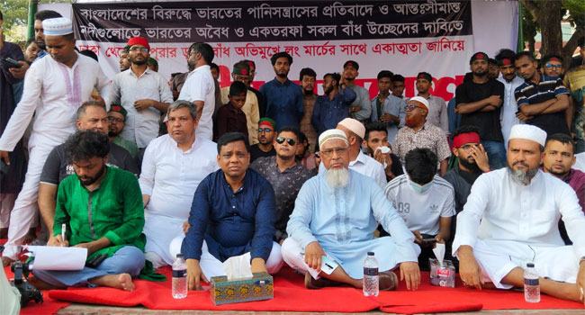 কুমিল্লায় লং মার্চ থেকে ৫ দফা দাবি ইনকিলাব মঞ্চের