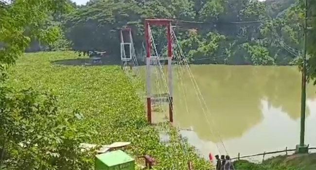 এখনো ডুবে আছে রাঙ্গামাটির পর্যটন ঝুলন্ত সেতু, প্রতিদিন ক্ষতি ৭০ হাজার টাকা