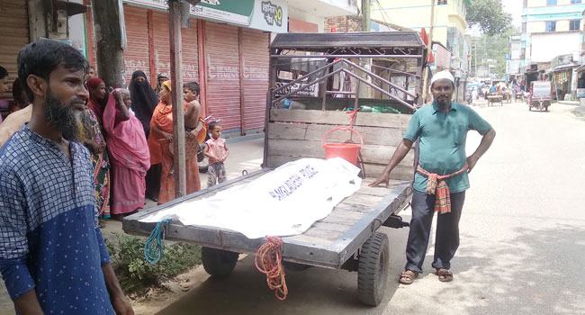 রাণীনগরে মারধরে আহত গৃহবধূর মৃত্যু