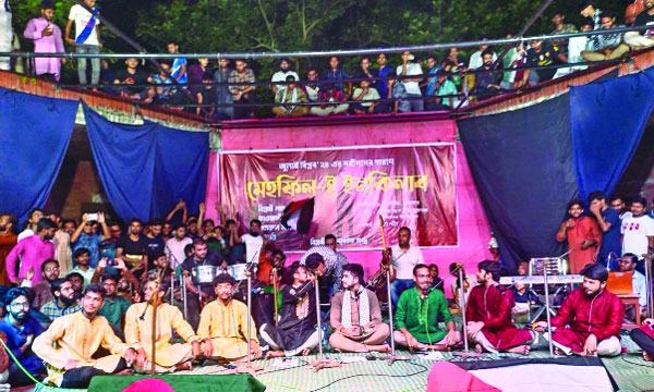 জাবিতে কাওয়ালি সন্ধ্যায় উপচে পড়া ভিড়