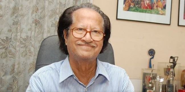 চিত্রশিল্পী মুস্তাফা মনোয়ার লাইফ সাপোর্টে