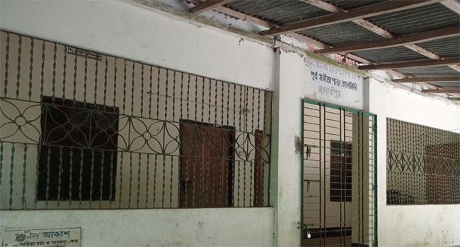 কবি সুনীল গঙ্গোপাধ্যায়ের বসতবাড়ি ভাঙচুর-লুটের ঘটনা ঘটেনি