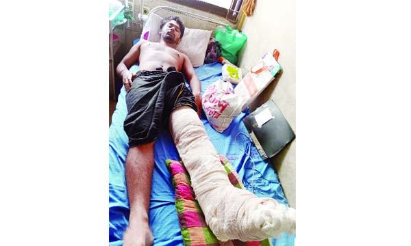 কলেজে ছাত্রলীগ, এলাকায় যুবলীগের নির্যাতন আর সহ্য হতো না