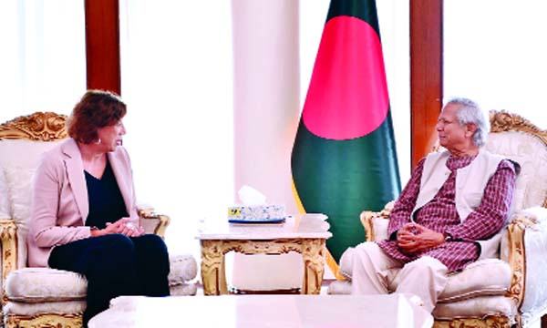 শেখ হাসিনা প্রতিটি প্রতিষ্ঠানকে ধ্বংস করেছেন : ড. ইউনূস