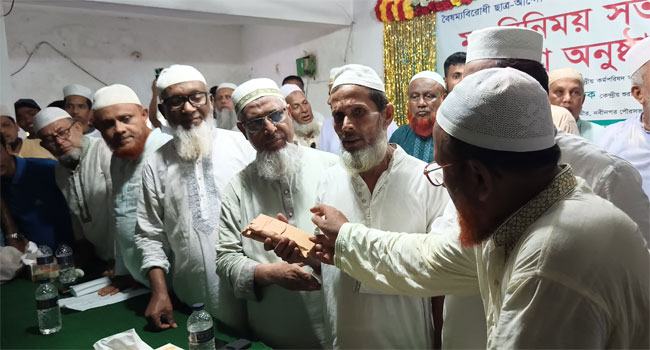 ছাত্র আন্দোলনে নবীনগরের ৪ শহীদ পরিবারের মধ্যে অর্থ সহায়তা