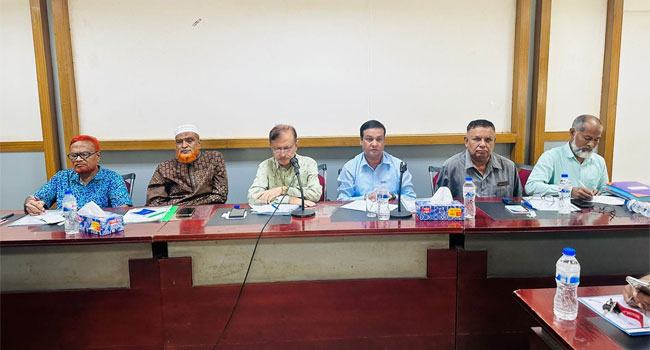 ক্ষতিগ্রস্ত সাংবাদিক ও গণমাধ্যমকে ক্ষতিপূরণ দেয়াসহ ৯ দফা দাবি সাংবাদিকদের