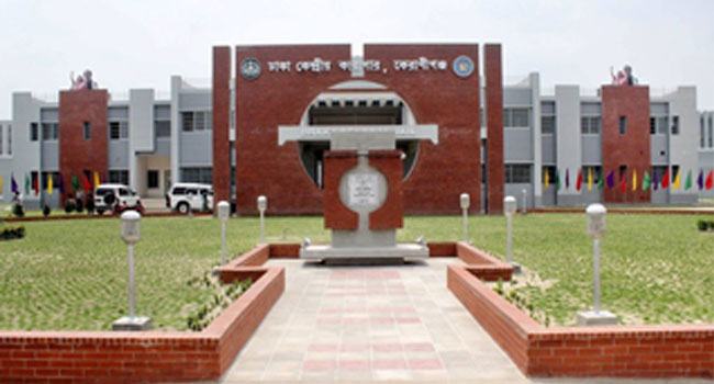 বন্দীদের হাতে মোবাইলফোন : নজরদারি বাড়ানোর পরামর্শ