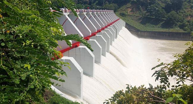 আবোরো খুলে দেয়া হয়েছে কাপ্তাই বাঁধের ১৬ গেট