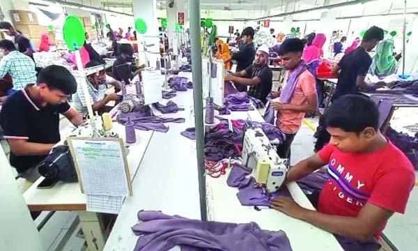 কর্মব্যস্ততা ফিরেছে আশুলিয়া শিল্পাঞ্চলে