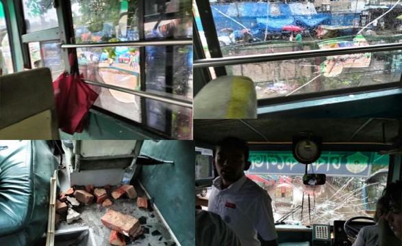 ঢাকা কলেজের বাস ভাঙল আইডিয়ালের শিক্ষার্থীরা