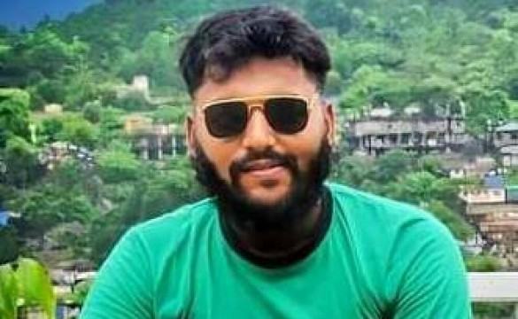 গাজীপুরে বন্ধুদের বিরুদ্ধে যুবককে কুপিয়ে হত্যার অভিযোগ
