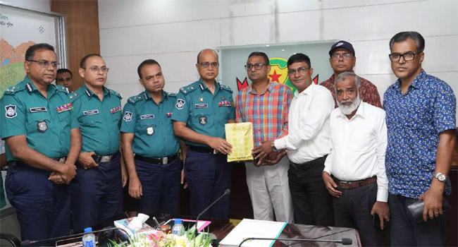 এফআইআরে নাম থাকলেই গ্রেফতার নয়, আগে তদন্ত : ডিএমপি কমিশনার