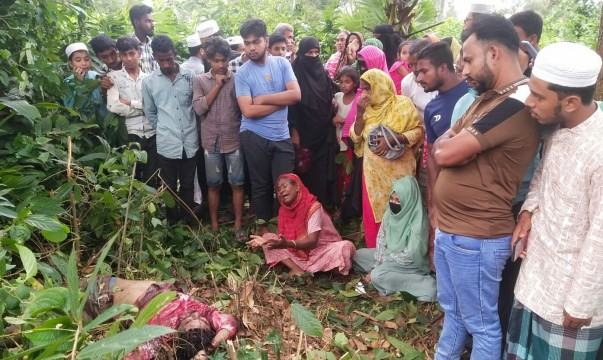 বুড়িচংয়ে রাস্তার পাশে ঝোপঝাড় থেকে যুবকের গলাকাটা লাশ উদ্ধার