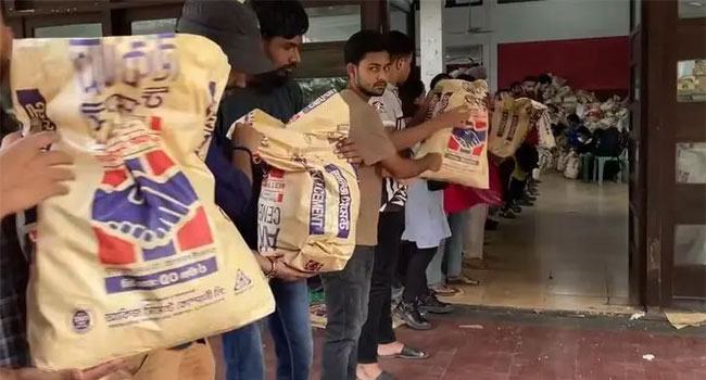 ত্রাণের টাকা ব্যাংকে কেন? যা ব্যাখ্যা দিলেন সমন্বয়করা