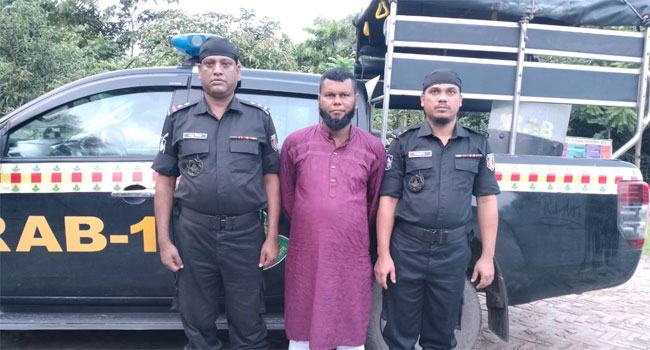 কাশিমপুর কারাগার থেকে মই বেয়ে পালিয়ে যাওয়া আসামি গ্রেফতার