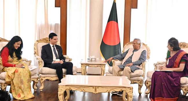 প্রধান উপদেষ্টার সাথে নেপালের রাষ্ট্রদূতের সাক্ষাৎ