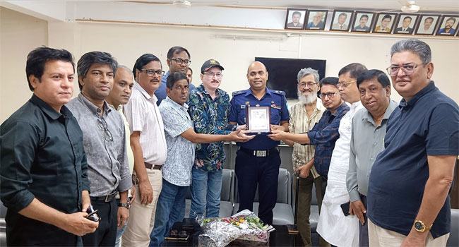 নারায়ণগঞ্জ নতুন করে কোনো শীর্ষ সন্ত্রাসীর জন্ম হতে দেয়া হবে না : পুলিশ সুপার