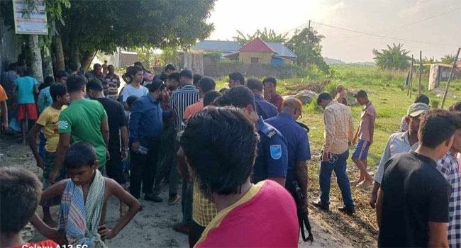 ফরিদপুরে তরুণীকে উত্ত্যক্তে বাধা দেয়ায় বখাটেদের গুলিতে আহত ২