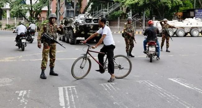 সেনাবাহিনীর হাতে ম্যাজিস্ট্রেসি ক্ষমতা নিয়ে যে সব প্রশ্ন সামনে আসছে