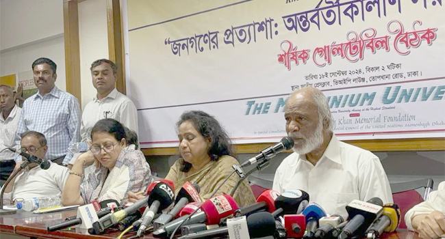 রাজনীতিবিদদের সংস্কার হওয়ার আহ্বান ড. মঈন খানের