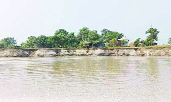 মহাসড়ক ও জাতীয় গ্রিডের সঞ্চালন খুঁটি ঝুঁকিতে