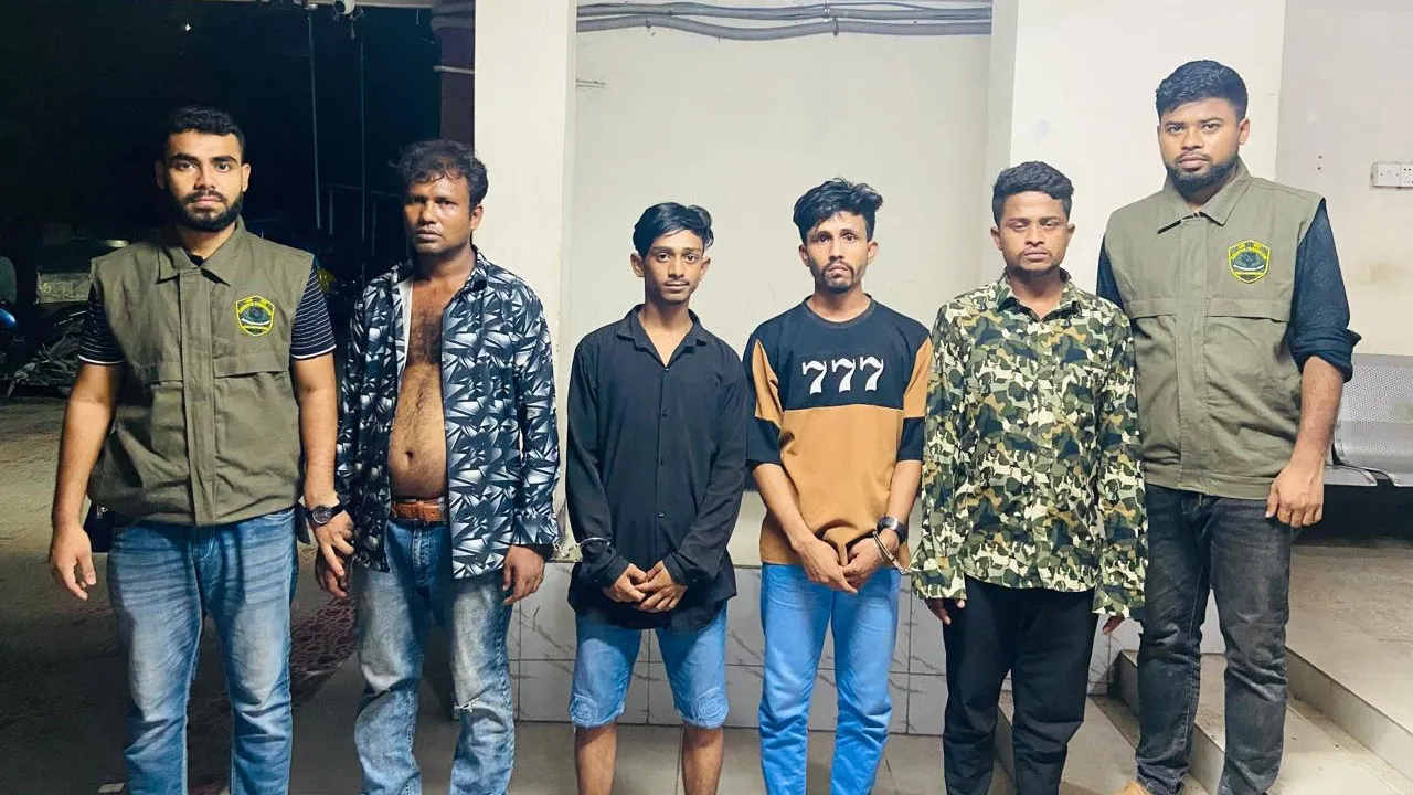 মোহাম্মদপুরে সিটিটিসির অভিযানে তরুণ গ্যাংয়ের ৪ সদস্য গ্রেফতার
