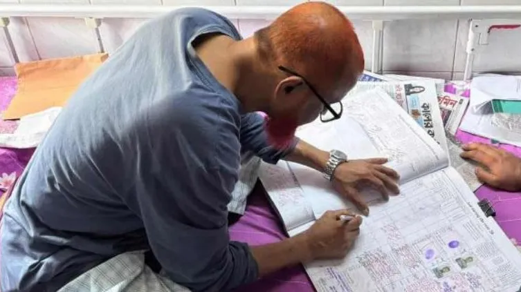 মুক্তি পেলেন এটিএম আজহার