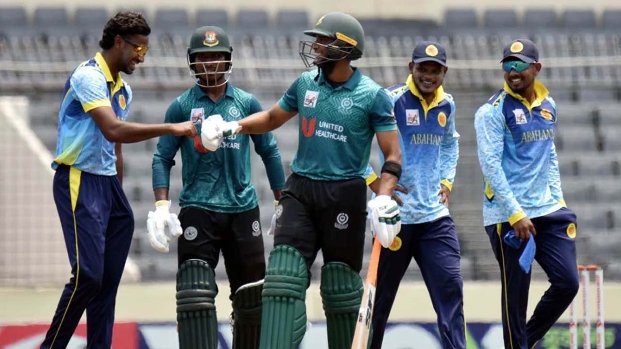 মোহামেডানকে হারিয়ে হ্যাটট্রিক শিরোপা আবাহনীর