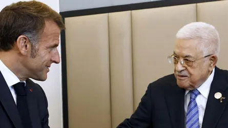 ফিলিস্তিনি প্রেসিডেন্ট মাহমুদ আব্বাসের সাথে বৈঠক করবেন ম্যাক্রোঁ
