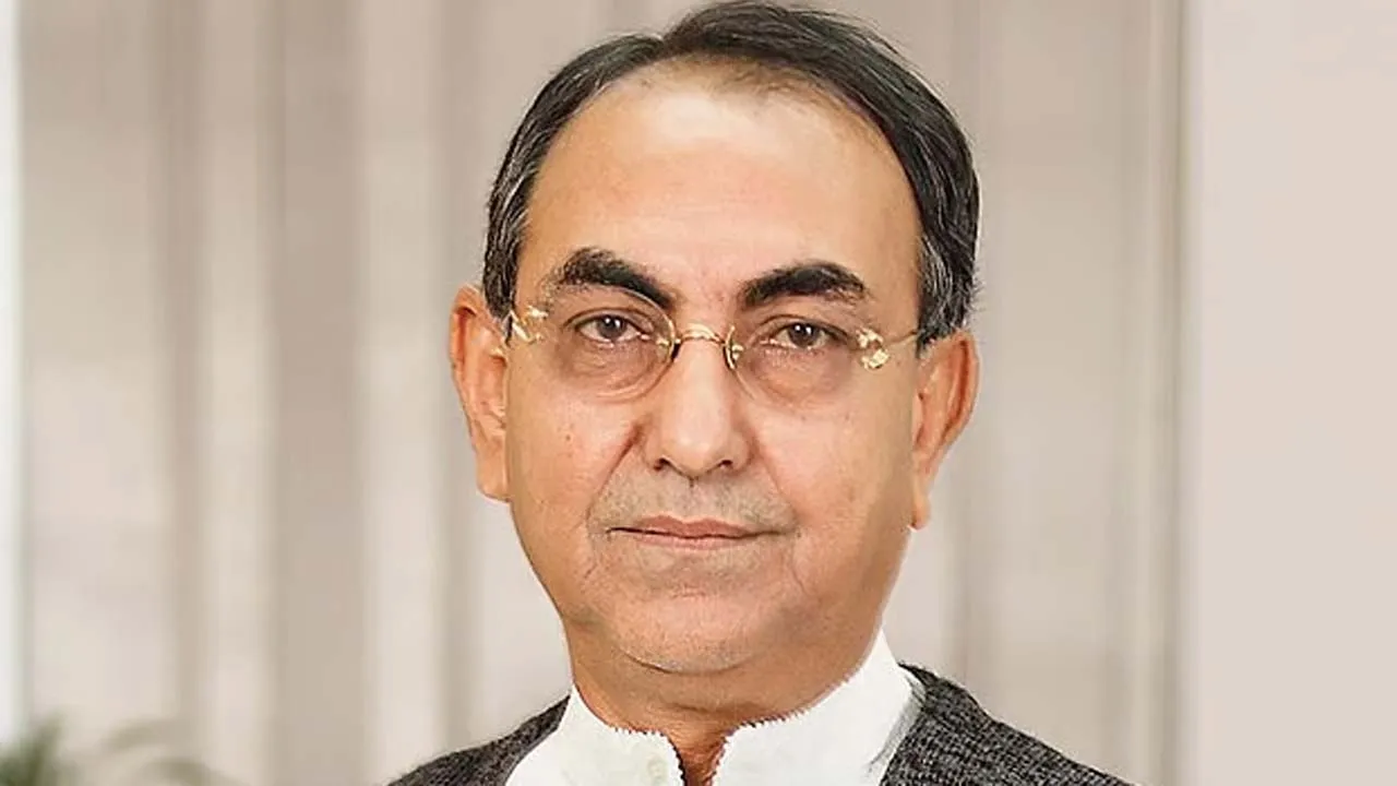 সিঙ্গাপুর থেকে মালয়েশিয়ায় নেয়া হলো মির্জা আব্বাসকে