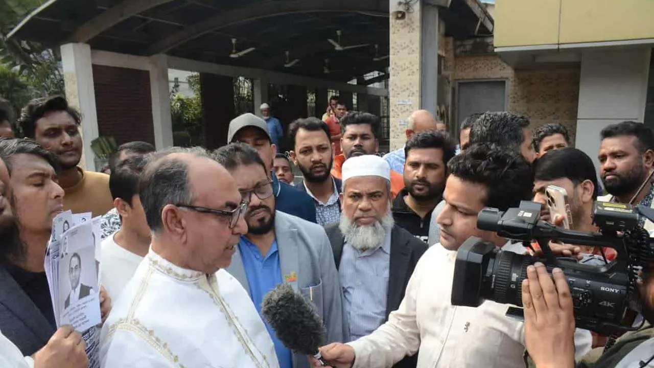 যাদের জনসম্পৃক্ততা নেই তারা কিভাবে নিশ্চিত জয়ের কথা বলছে