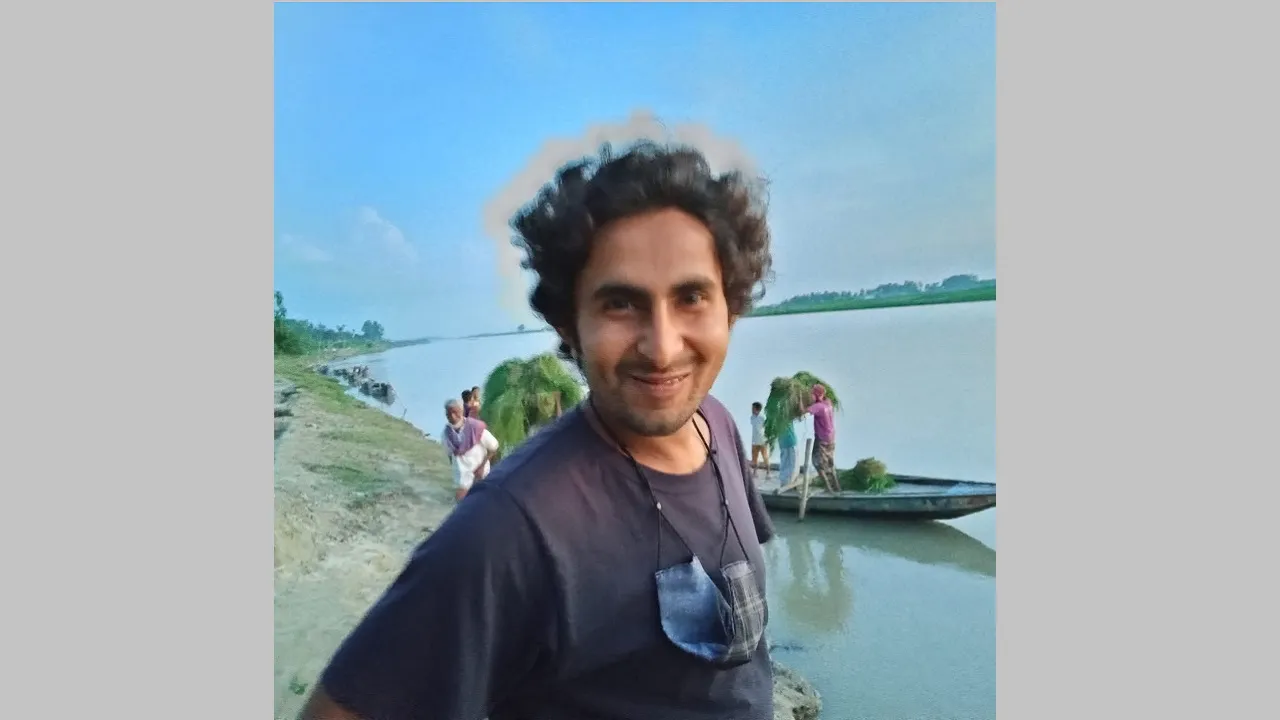 মাইকে মক্তবের ছাত্রদের ডাক দেয়ায় শিক্ষককে হেনস্তা, দেখে নেয়ার হুমকি