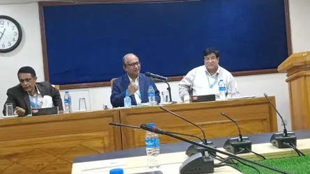 দুর্নীতিবাজদের নির্বাচনে মনোনয়ন না দেয়ার আহ্বান দুদক চেয়ারম্যানের