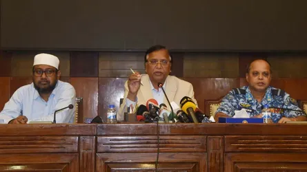 ময়লার বিল ১০০ টাকার বেশি নিলেই লাইসেন্স বাতিল : ডিএসসিসি প্রশাসক